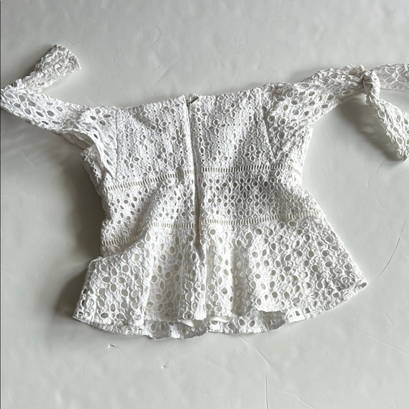 Rebecca Taylor White off shoulder eyelet Top size 0 - Picture 3 of 7